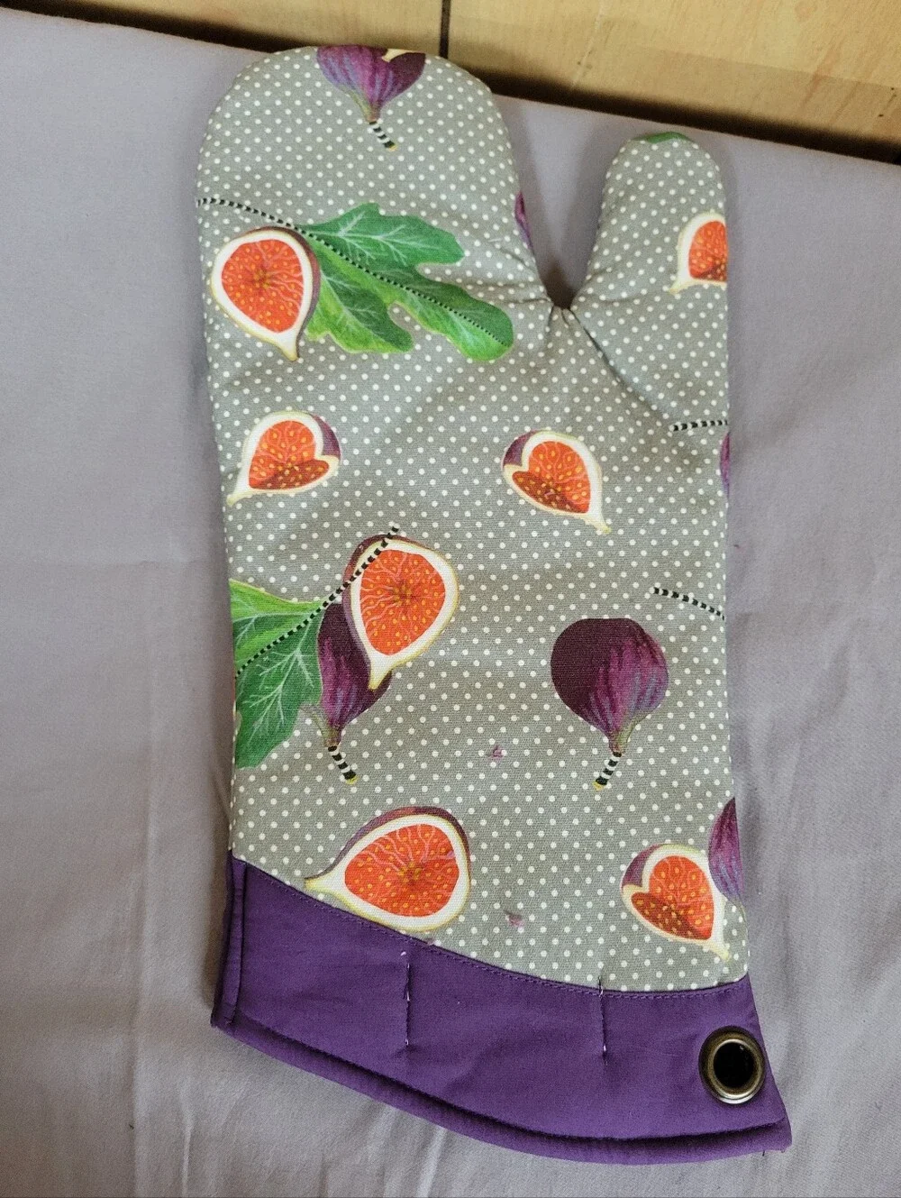 Mackenzie-childs Figgy Pudding Oven Mitt